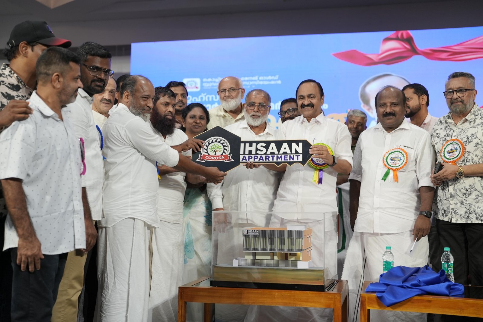 കരുണയുള്ള മനസ്സുകൾക്കേ സമൂഹത്തിൻ്റെ പ്രയാസങ്ങളെ കാണാൻ സാധിക്കു :  വി . ഡി സതീശൻ