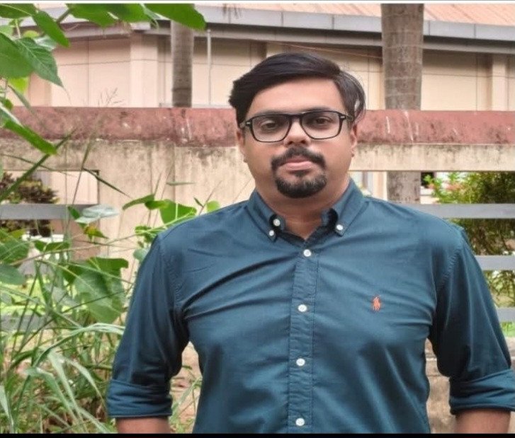 കുസാറ്റിൽ   പി എസ് സി വഴി നിയമനം ലഭിച്ച ആദ്യ പി ആർ ഒ ആയി  ഉമേഷ് ബാലകൃഷ്ണൻ ചുമതലയേറ്റു.