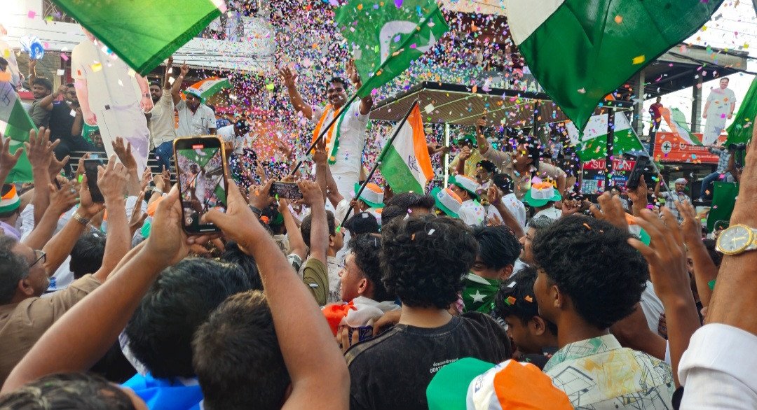 സെഞ്ചുറി നിറവിൽ UDF