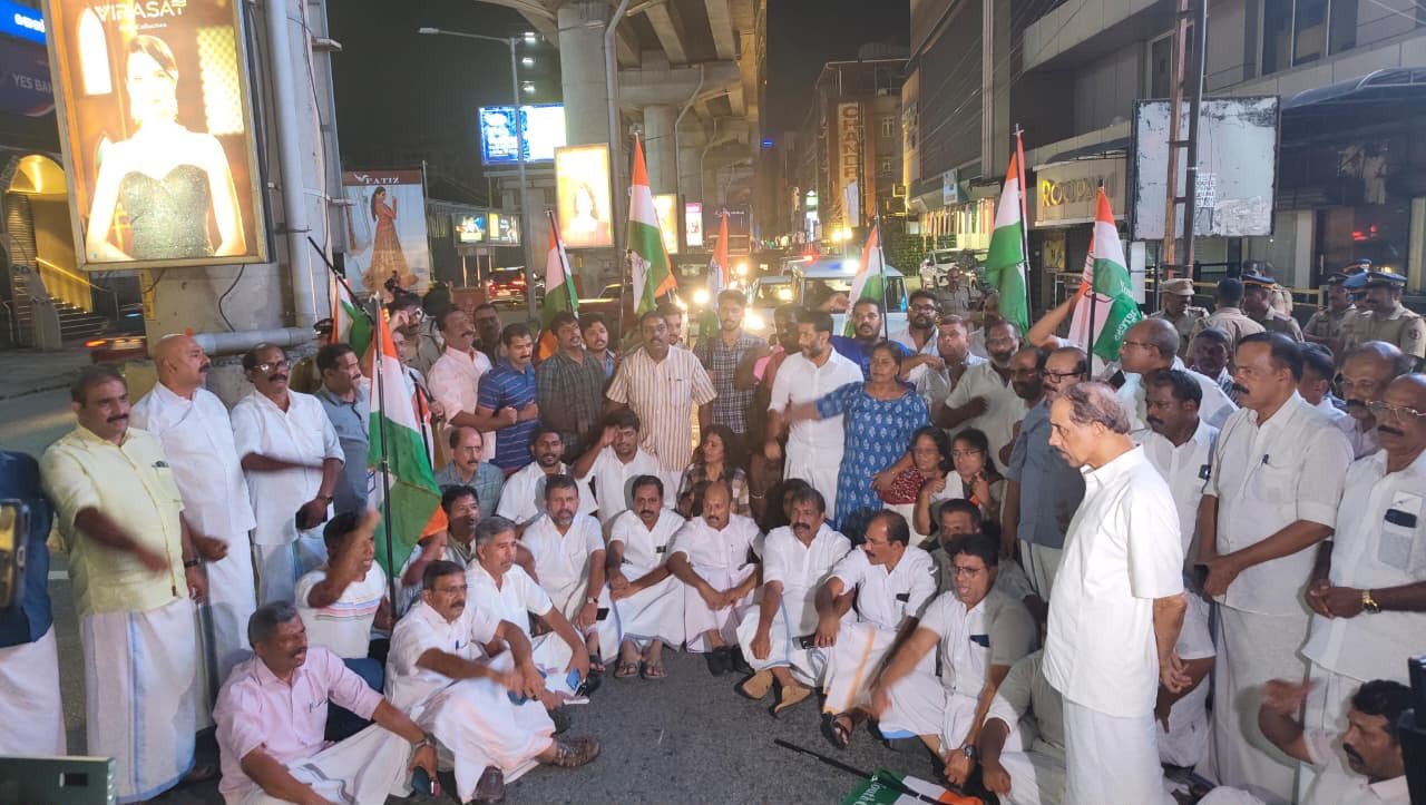 രാഹുൽ ഗാന്ധിക്കെതിരായ പൊലീസ് നടപടിയിൽ പ്രതിഷേധം