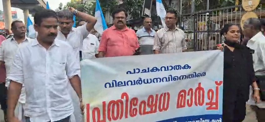 പാചകവാതക വില വർധനവ് : സംസ്ഥാനത്തെ ഹോട്ടലുകളും ബേക്കറികളും അടച്ചിടും
