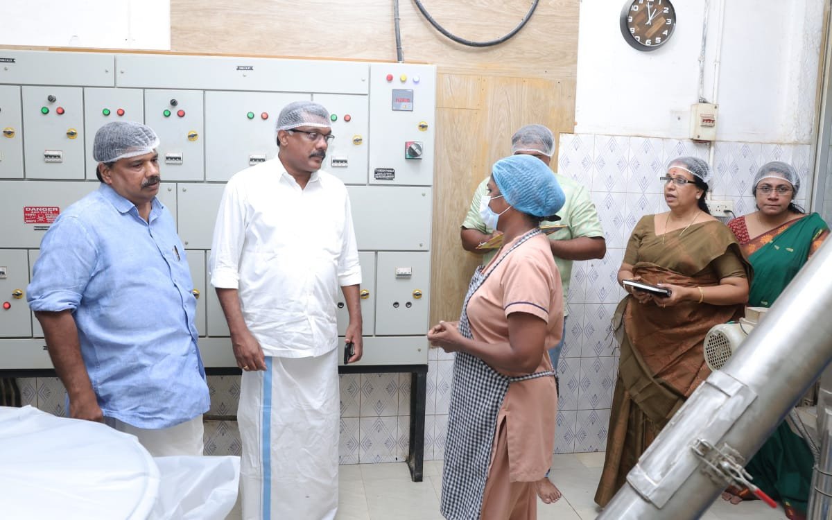 അമൃതം ന്യൂട്രിമിക്സ് നിർമ്മാണത്തിലെയും വിതരണത്തിലെയും അപാകതകൾ പരിഹരിക്കും: സംസ്ഥാന ഭക്ഷ്യ കമ്മീഷൻ