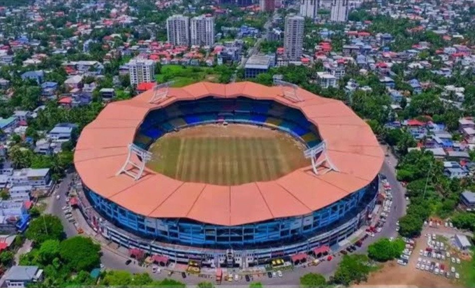 കലൂർ സ്റ്റേഡിയത്തിലെ അപകടങ്ങൾ:  ജില്ലാ കളക്ടർ നടപടി ഉറപ്പാക്കണമെന്ന് മനുഷ്യാവകാശ കമ്മീഷൻ