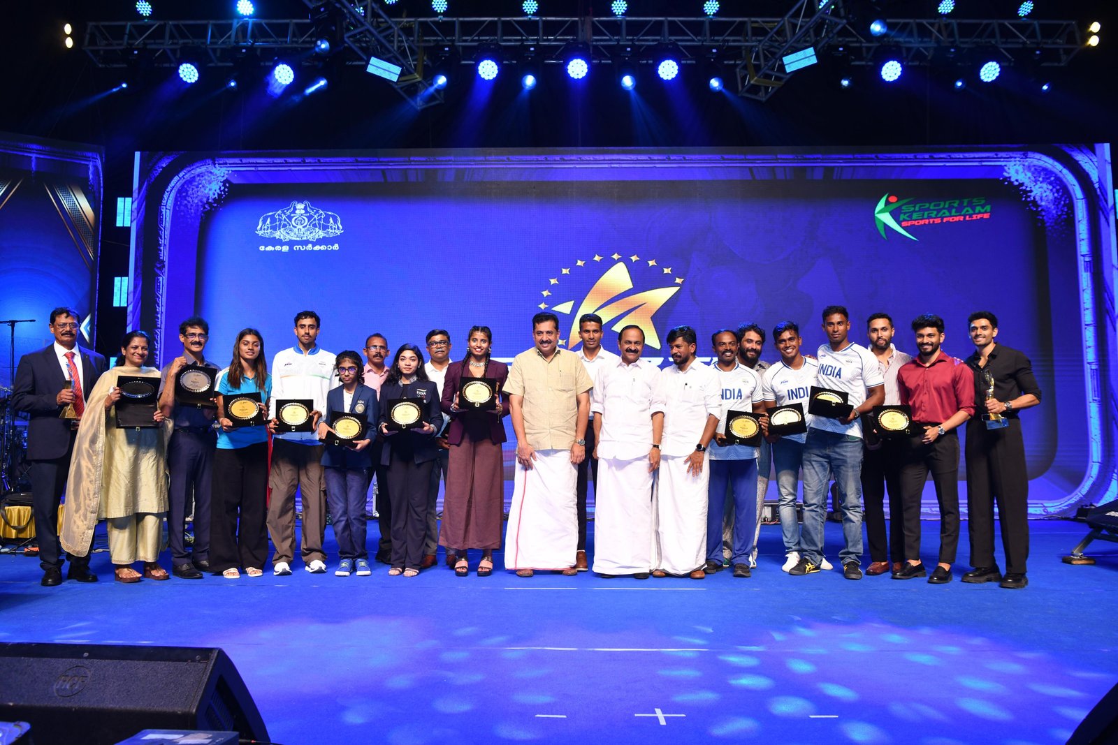 അന്താരാഷ്ട്ര മത്സരങ്ങളിൽ മികച്ച നേട്ടം കൈവരിക്കുന്നവർക്ക് ജോലി നൽകും: മുഖ്യമന്ത്രി വി ഡി സതീശൻ
