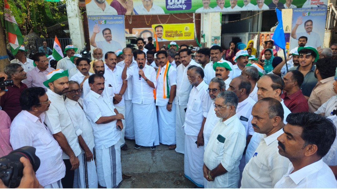 കങ്ങരപ്പടിയിൽ അഡ്വ. വി. ഇ. അബ്ദുൽ ഗഫൂറിന് ഉജ്വല വരവേൽപ്പ്