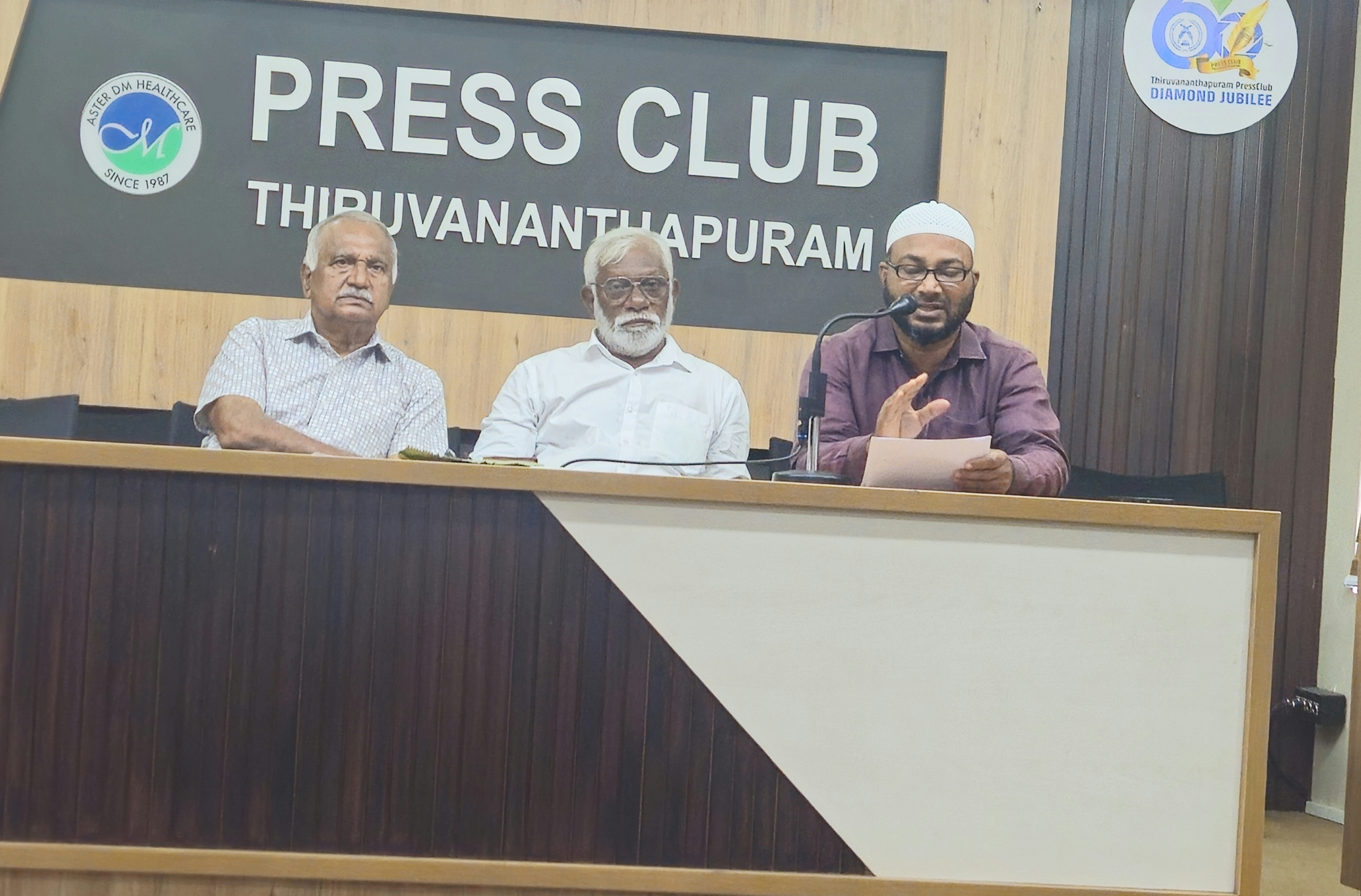കോഴി കർഷകർ കടുത്ത പ്രതിസന്ധിയിൽ
