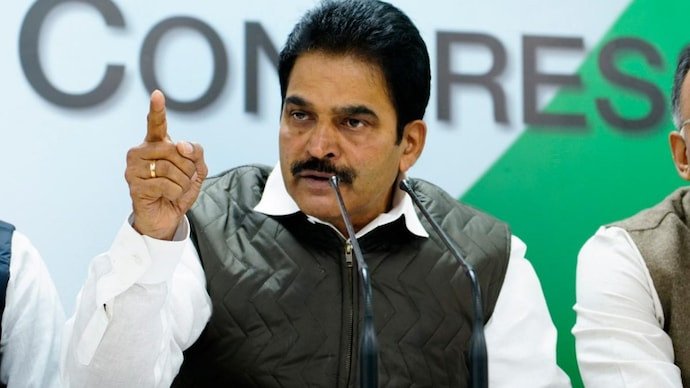 രാഷ്ട്രീയലക്ഷ്യത്തോടെ ആരോപണം ഹരിയാന സ്വദേശിക്കെതിരെ കെ സി വേണുഗോപാല്‍ മാനനഷ്ട കേസ് ഫയല്‍ ചെയ്തു
